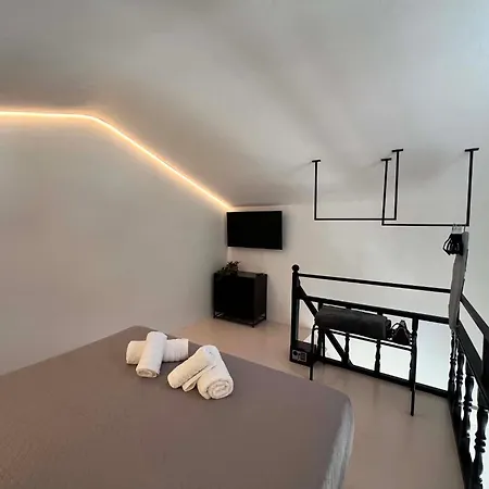 Duo Apartment Symi